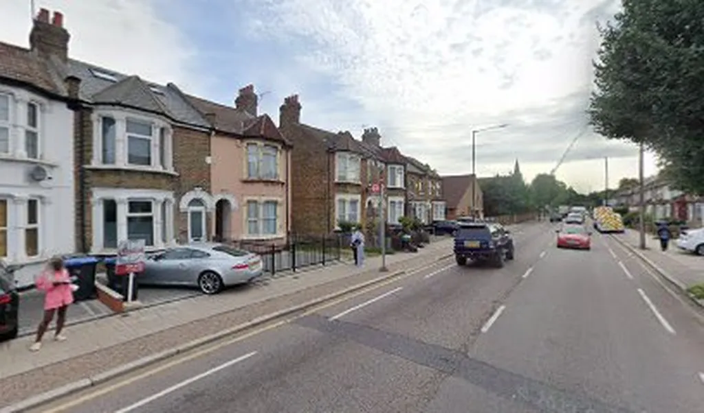 Alexandra Road (Stop PN)