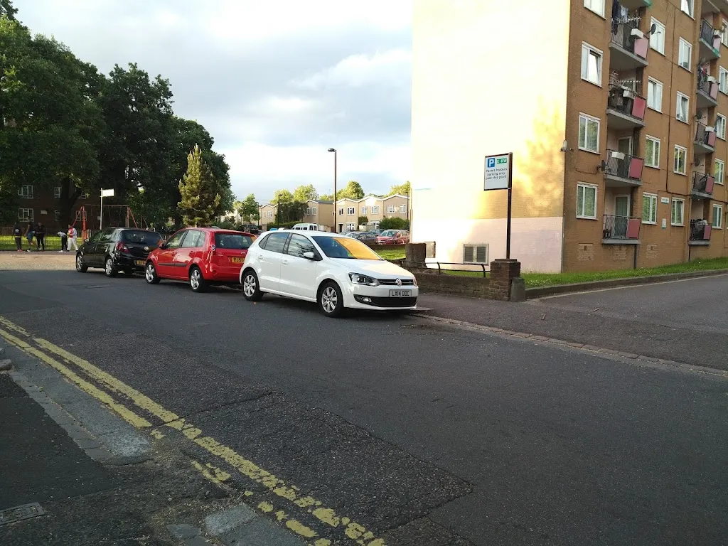 Bowen Drive (Stop C)