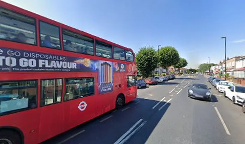 Brading Road (Stop M)