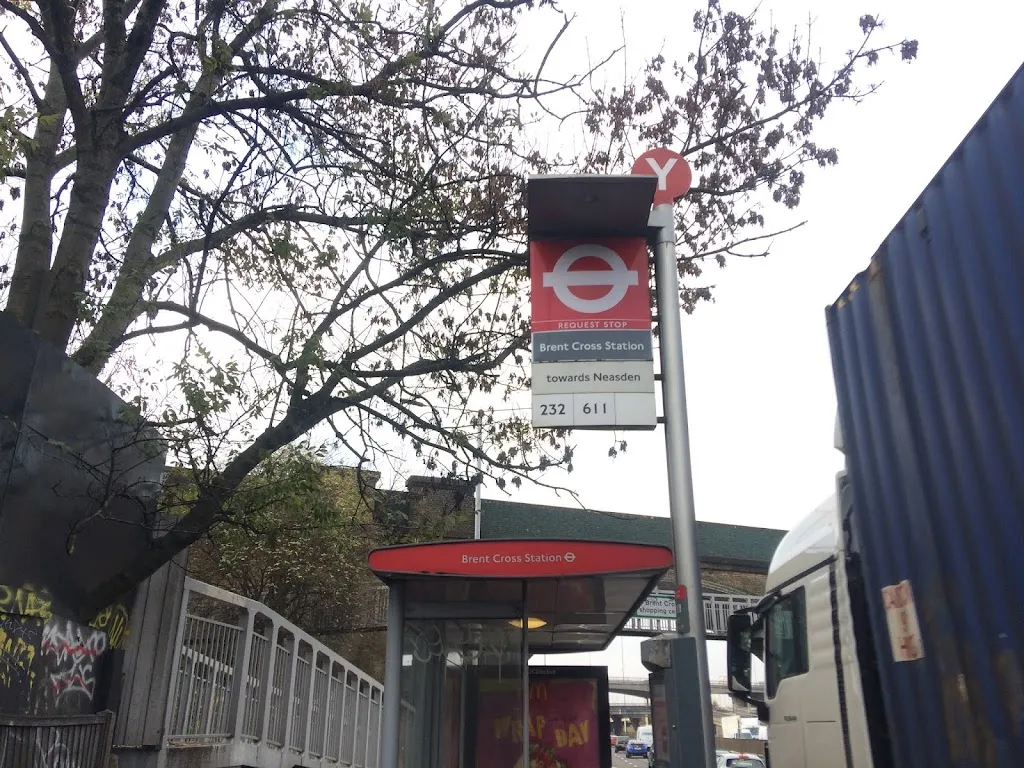 Brent Cross Station (Stop Y)