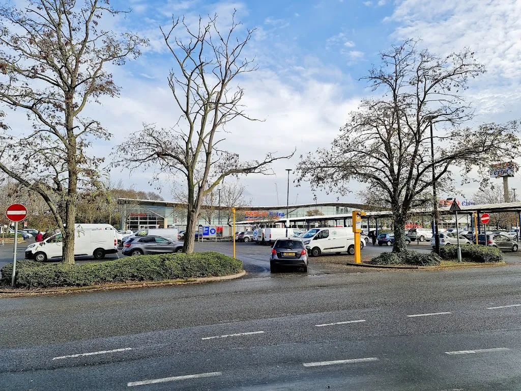 Brent Park Tesco (Stop T)