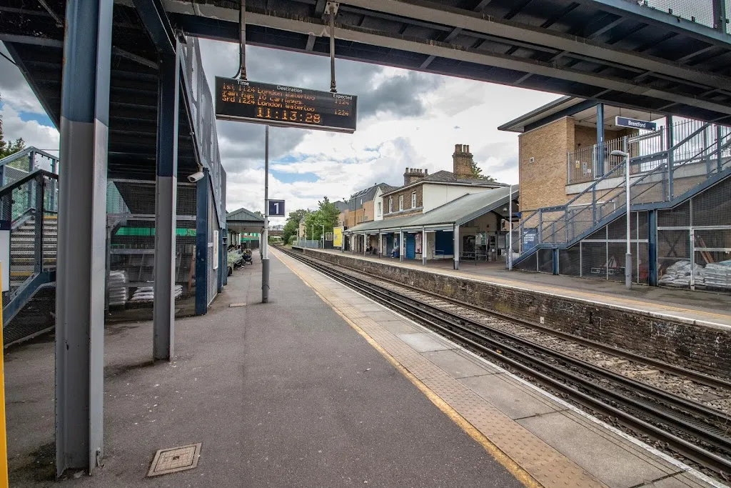 Brentford Station (Stop SK)