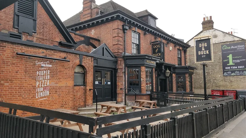 Brettenham Road (Stop CF)