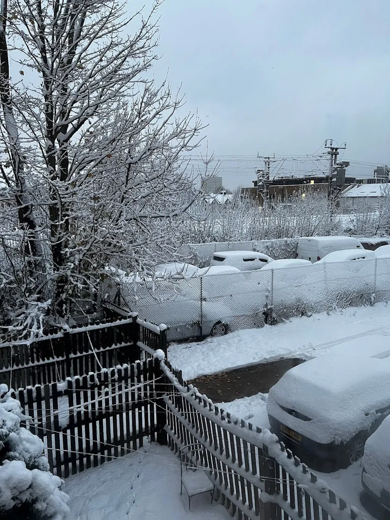 Brettenham Road (Stop G)