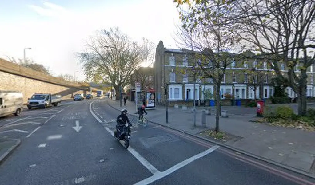 Bricklayer’s Arms (Stop BQ)