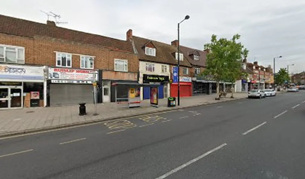 Brickwall Lane (Stop C)