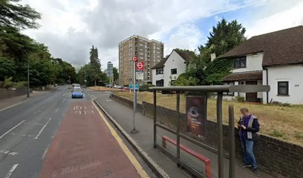 Brighton Road / Cavendish Road (Stop C)