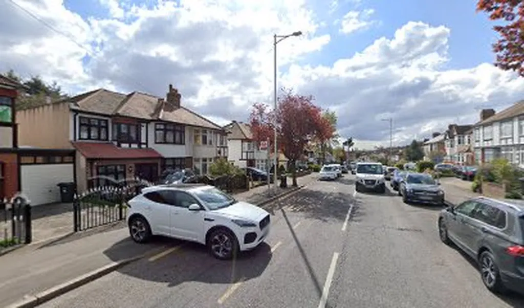 Broadmead Road (Stop E)