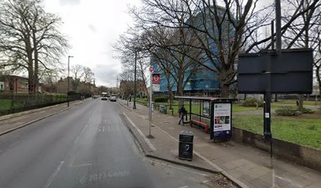 Brockwell Lido (Stop Z)
