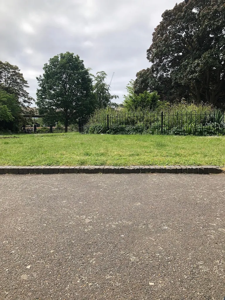 Bromley Civic Centre (Stop S)