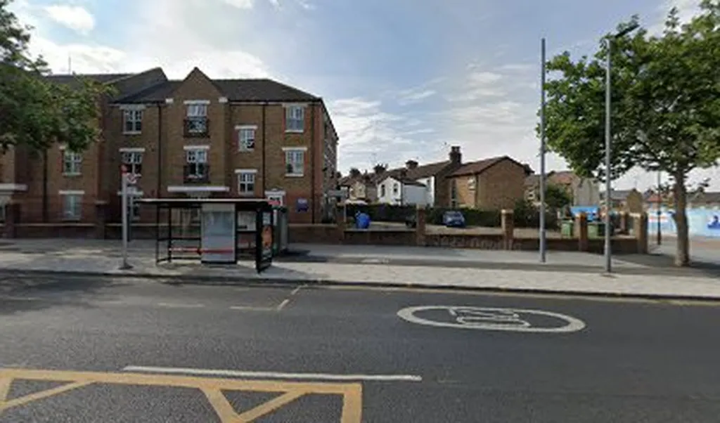 Bromley Road (Stop BC)