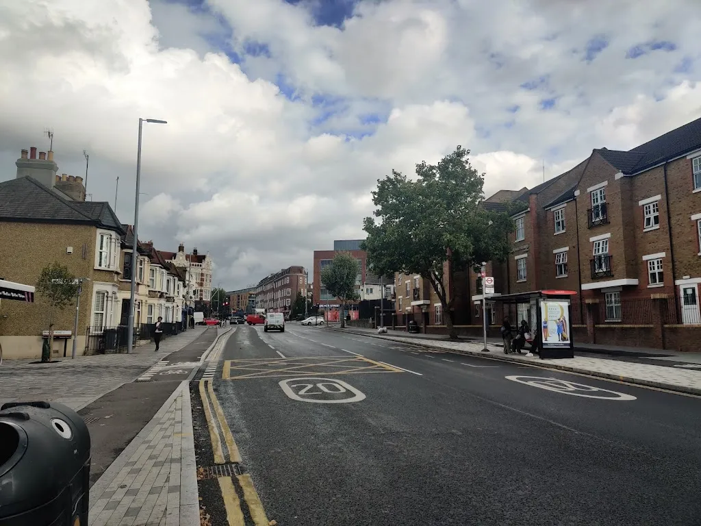 Bromley Road (Stop BF)