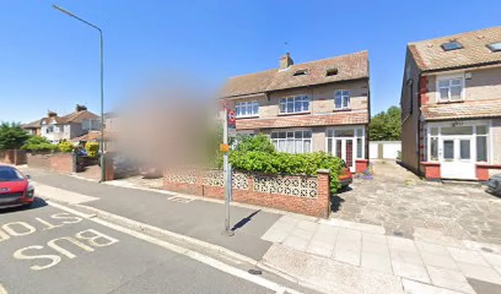 Brook Street (Stop R)