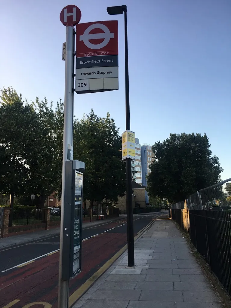 Broomfield Street (Stop H)