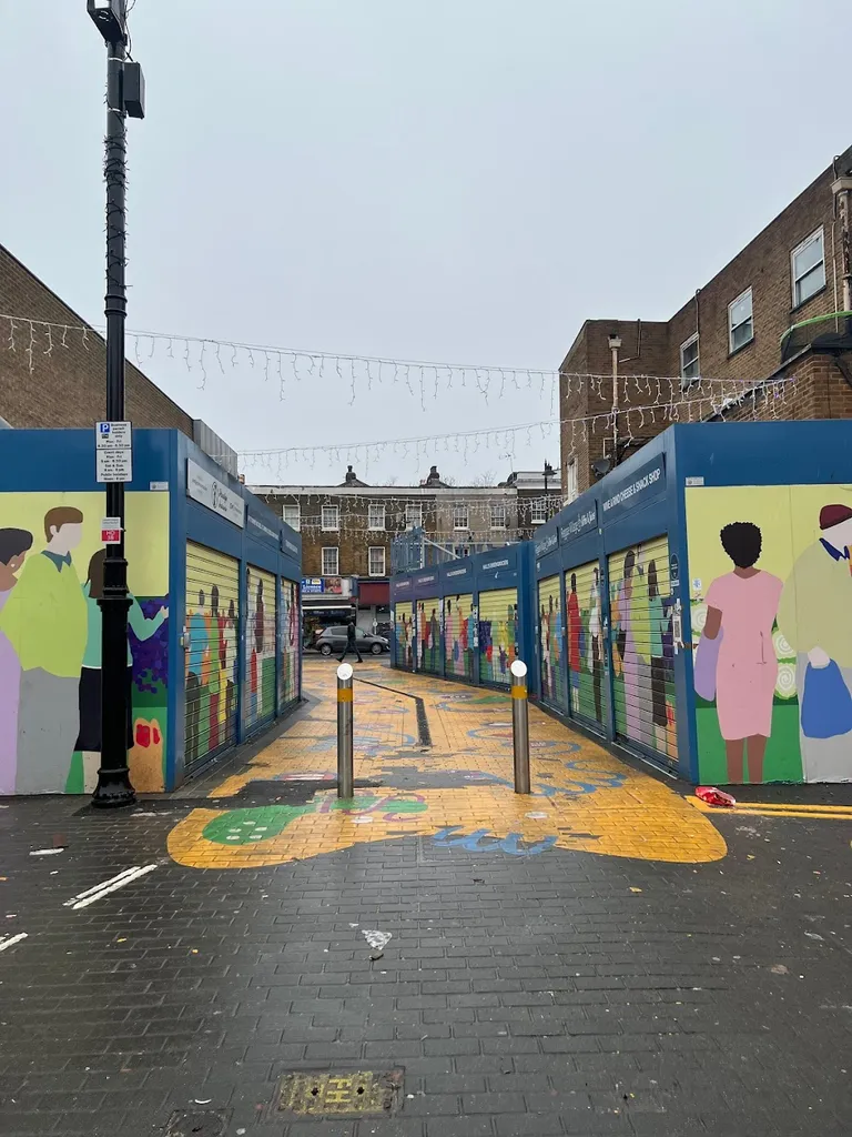 Bruce Grove Station (Stop K)