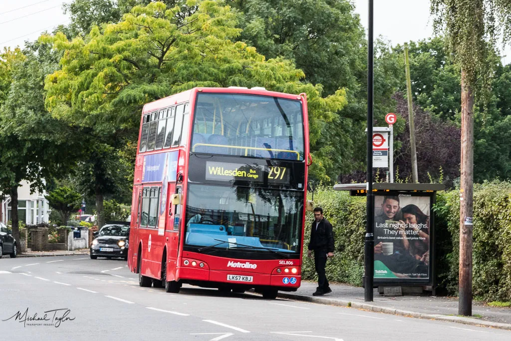 Buckingham Avenue (Stop N)