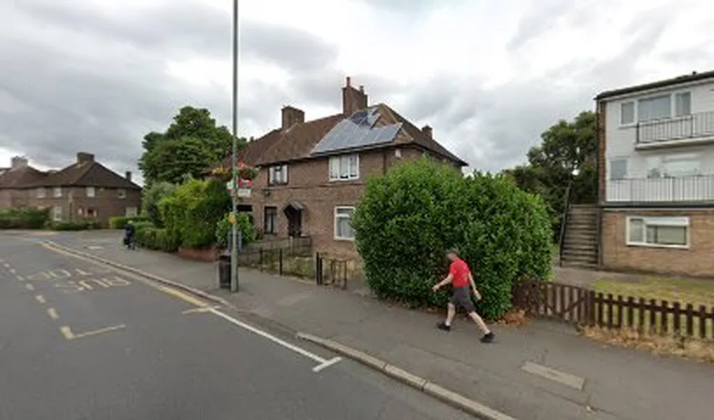 Burnt Ash Lane / Southover (Stop J)