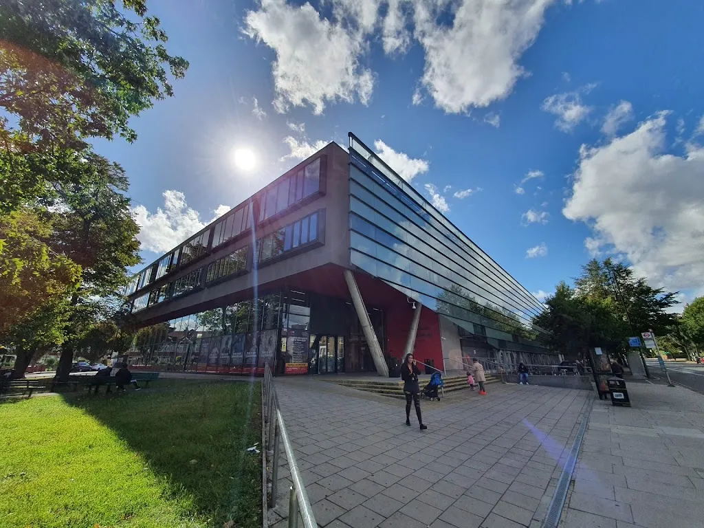 Caledonian Road Camden Road (Stop V)
