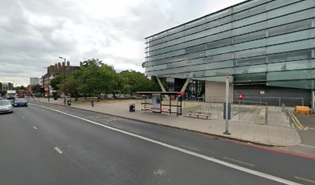 Caledonian Road (Stop X)