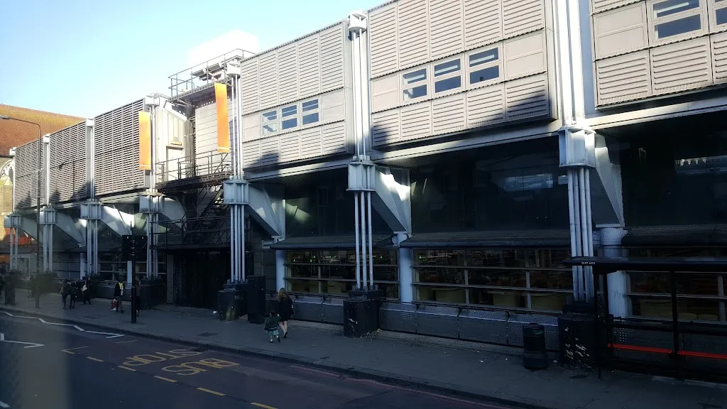 Camden Town Station / Camden Street (Stop R)