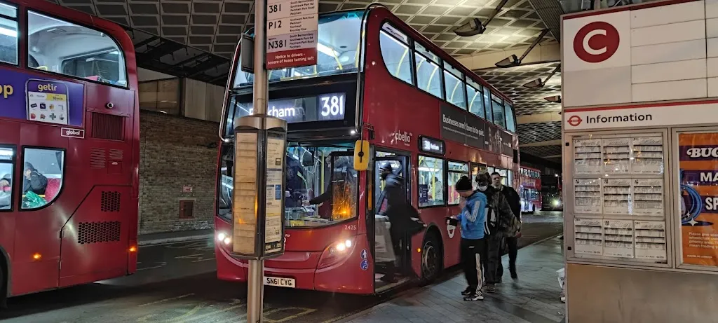 Canada Water Bus Station (Stop C)