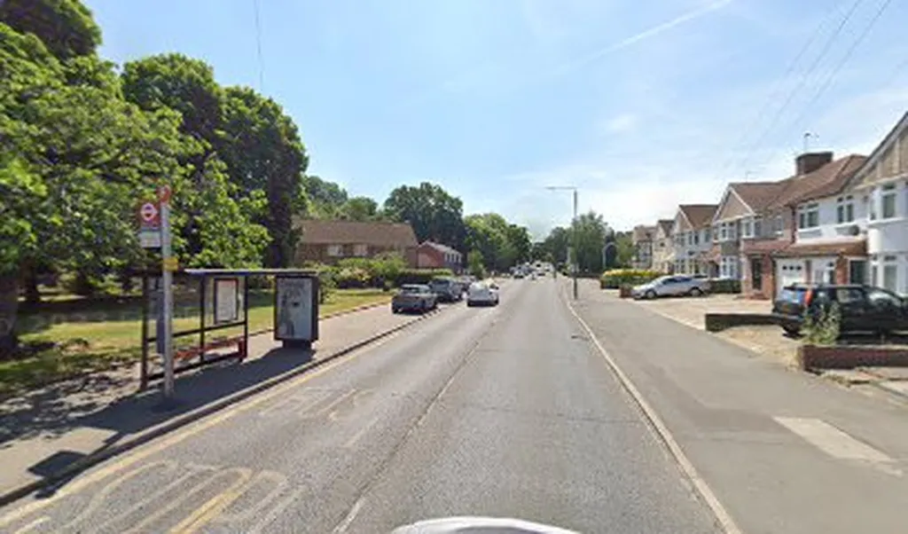 Canterbury Avenue (Stop F)