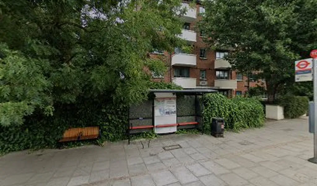 Carleton Road (Stop TD)