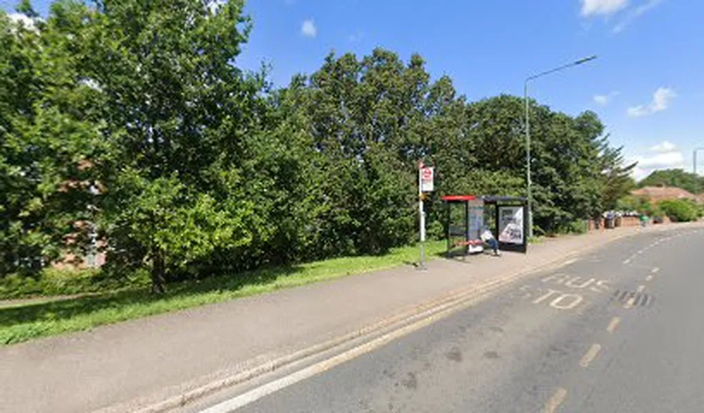 Carlton Road (Stop Q)