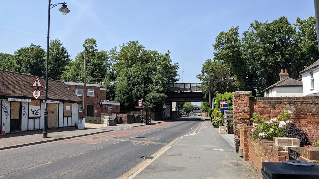 Carshalton Station (Stop A)