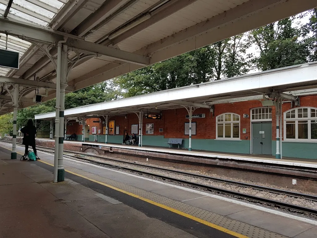 Carshalton Station