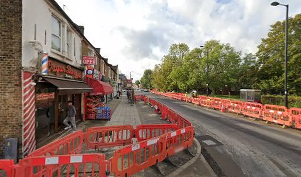 Carterhatch Lane (Stop EB)