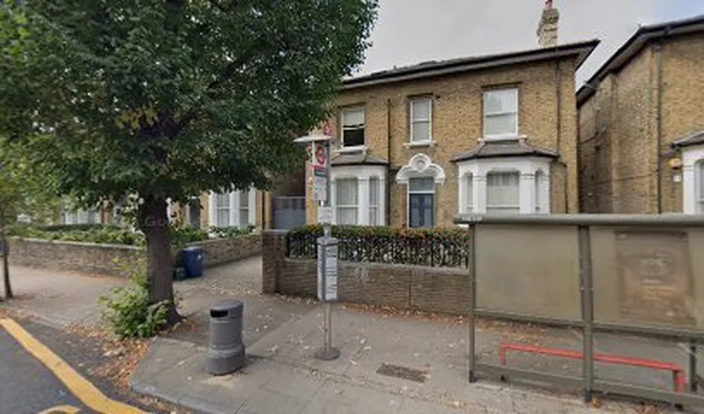 Castlebar Road (Stop SE)