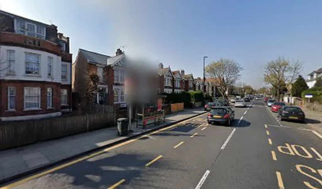 Chalgrove Road (Stop NJ)