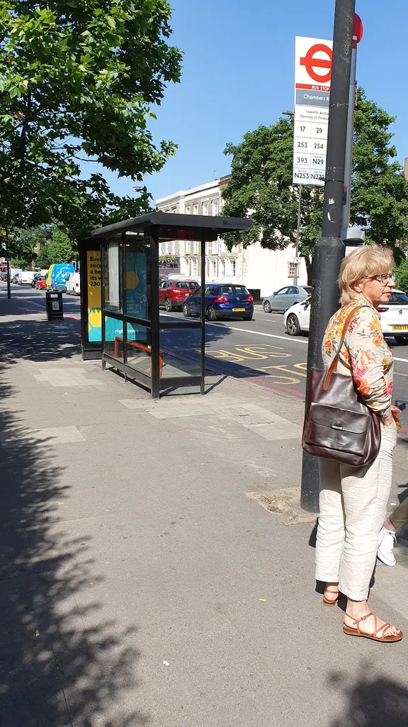 Chambers Road (Stop L)